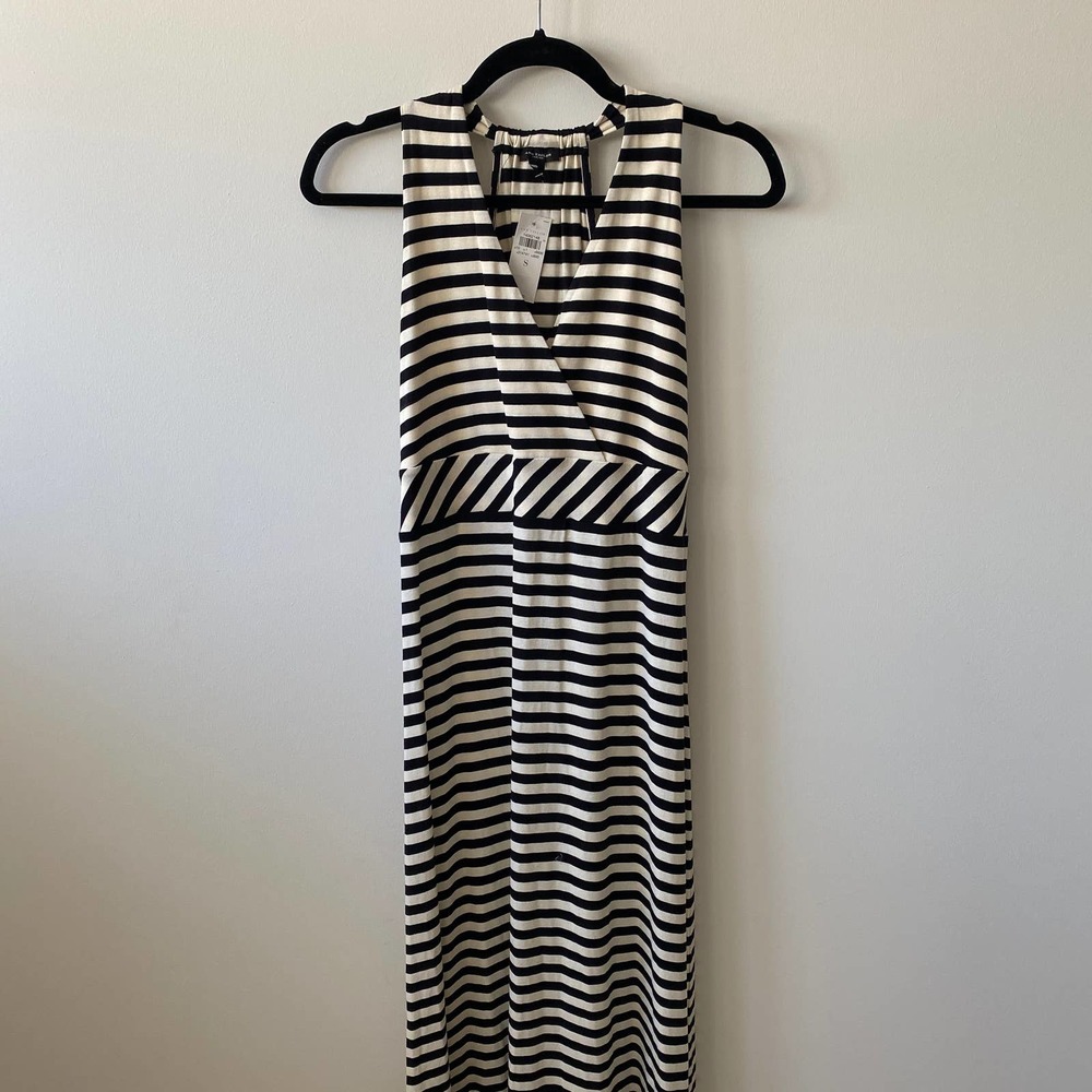Ann Taylor Maxi Dress – Size Small